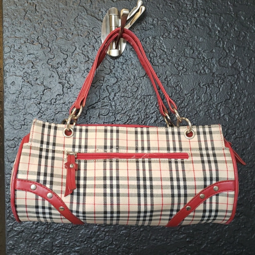 Plaid red and brown barrel shaped purse - Picture 3 of 6